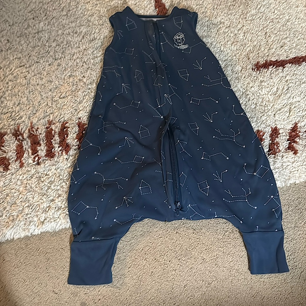 Woolino 4 season baby sleep bag. 6-18 mo
